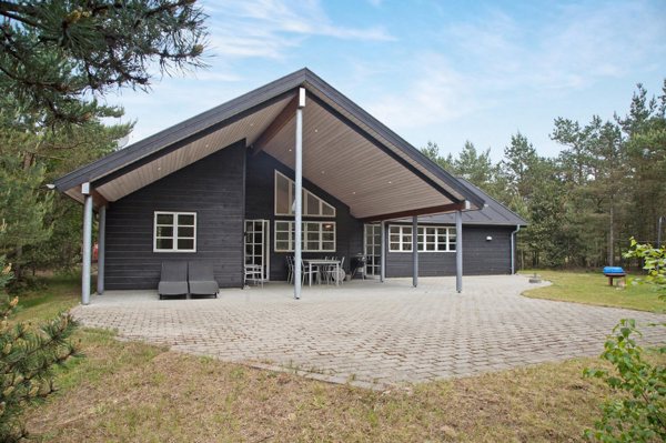 Ejendommen
