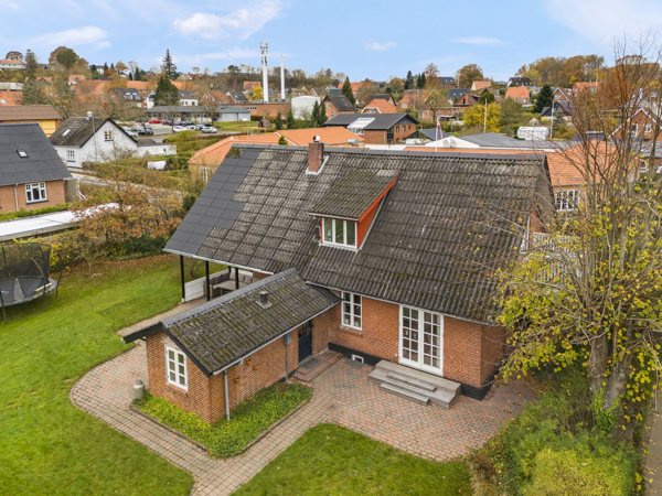 Ejendommen