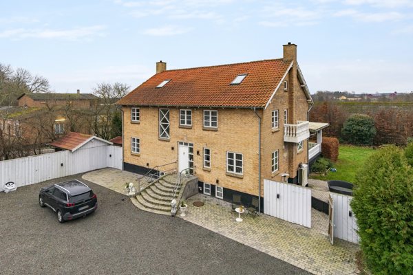 Ejendommen