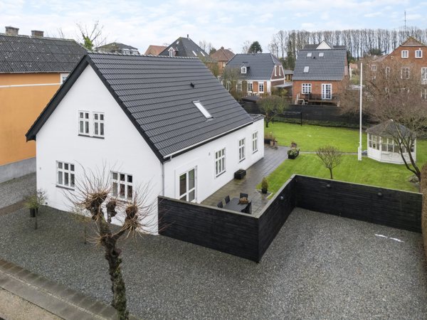 Ejendommen