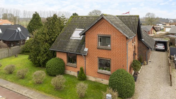 Ejendommen