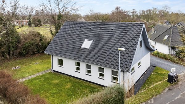 Ejendommen