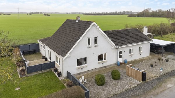 Ejendommen