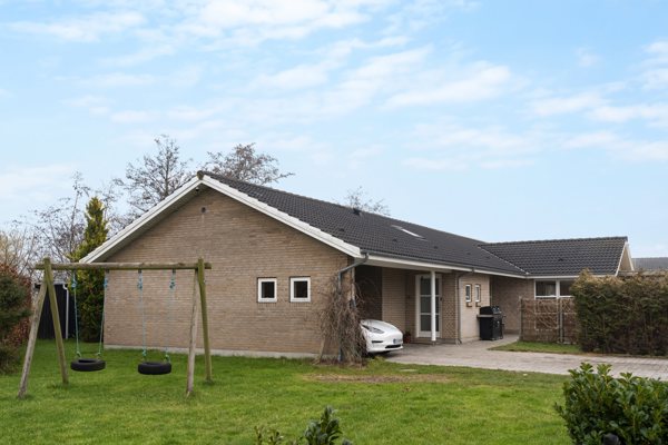 Ejendommen