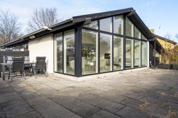 Terrasse med udsigt til vandet