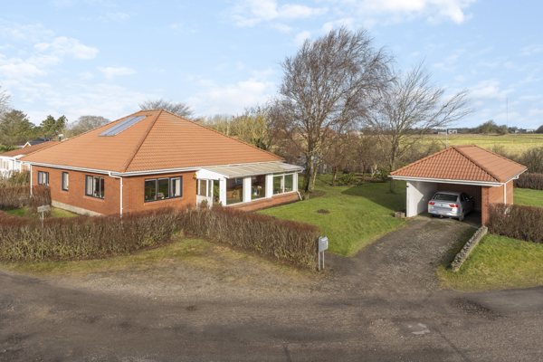 Ejendommen