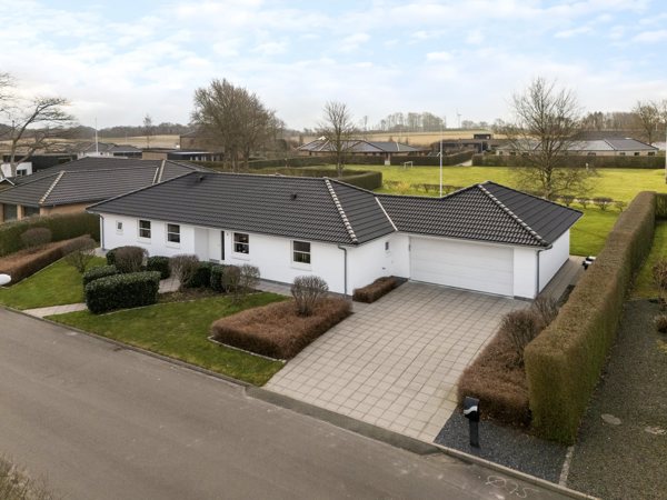 Ejendommen