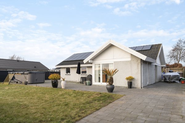 Ejendommen