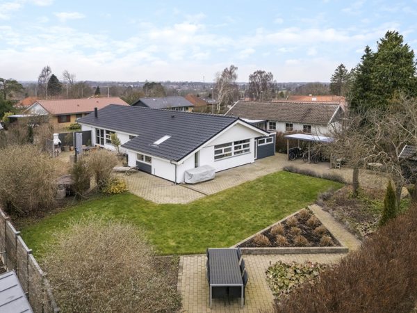 Ejendommen