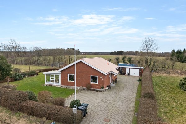 Ejendommen