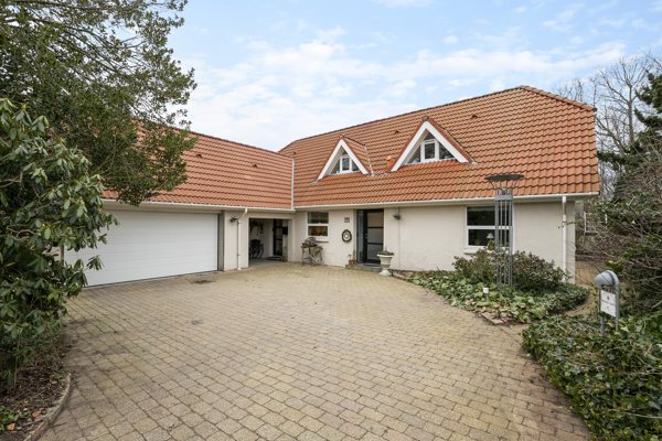 Ejendommen
