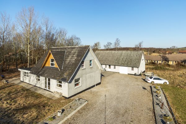 Ejendommen
