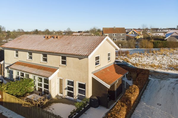 Ejendommen