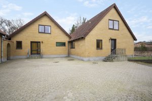Ejendommen