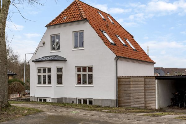 Ejendommen