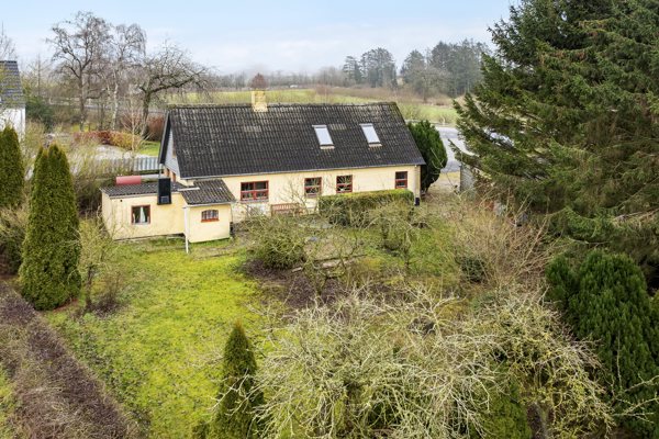 Ejendommen
