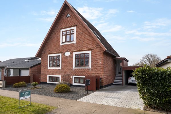 Ejendommen