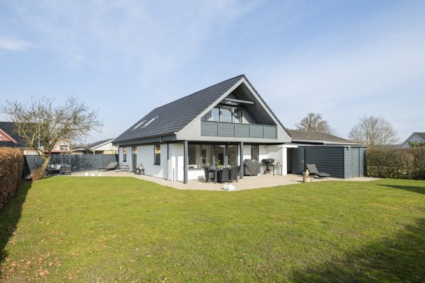 Ejendommen