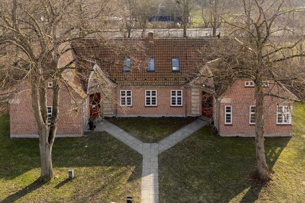 Ejendommen