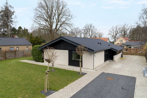 Ejendommen