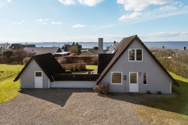 Ejendommen