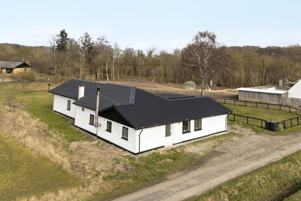 Ejendommen