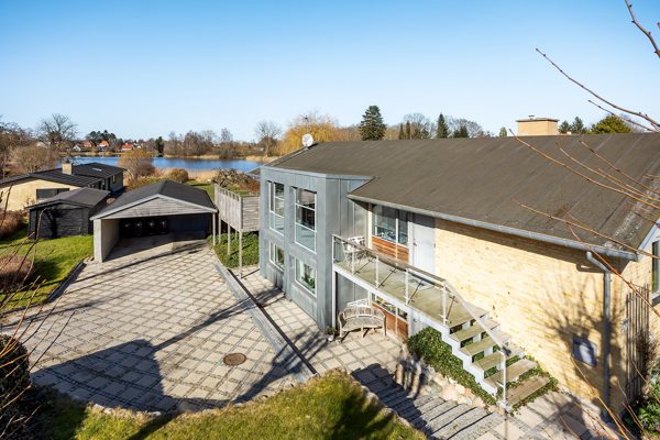 Ejendommen