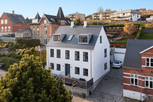 Ejendommen
