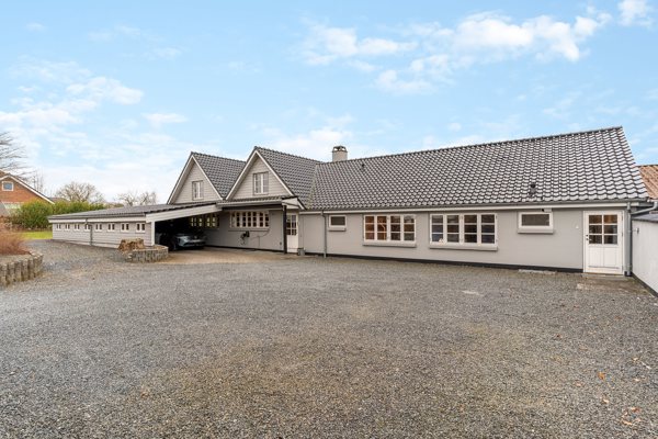 Ejendommen
