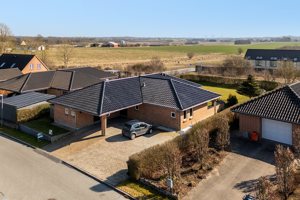 Ejendommen