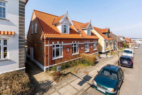 Ejendommen