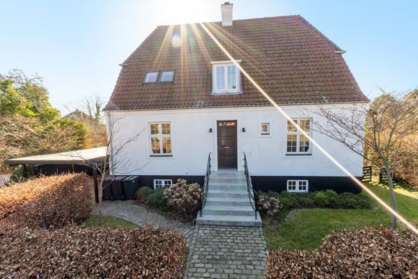 Ejendommen