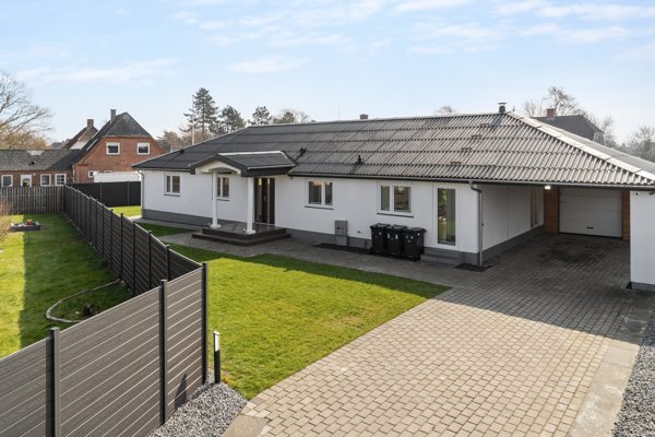 Ejendommen