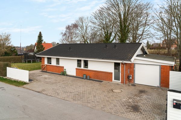 Ejendommen