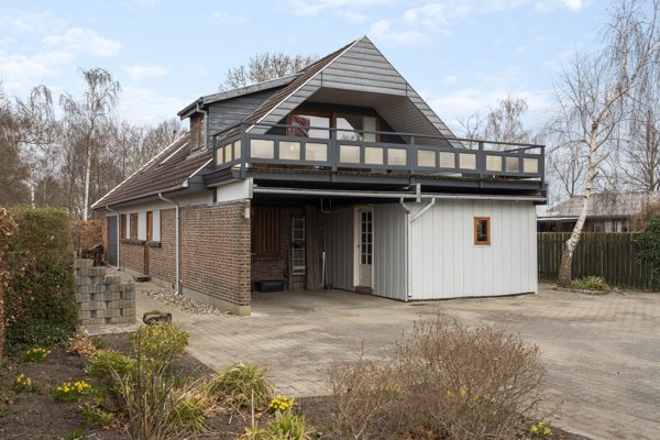 Ejendommen