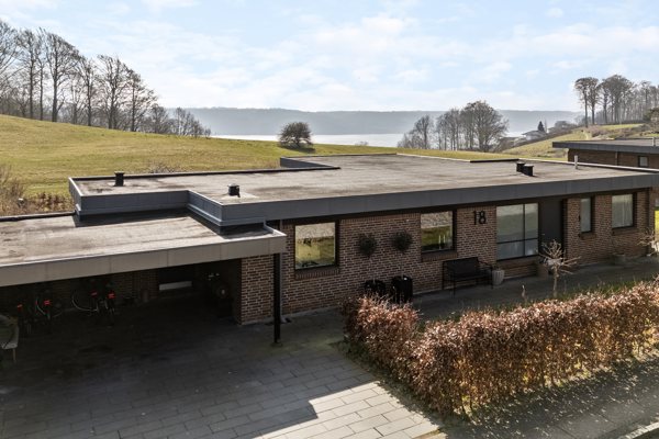 Ejendommen