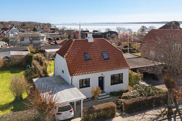 Ejendommen