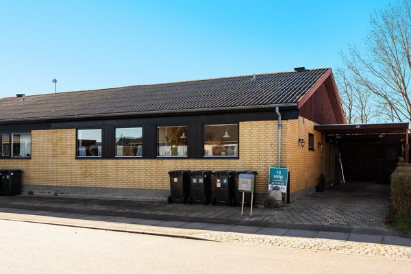 Ejendommen