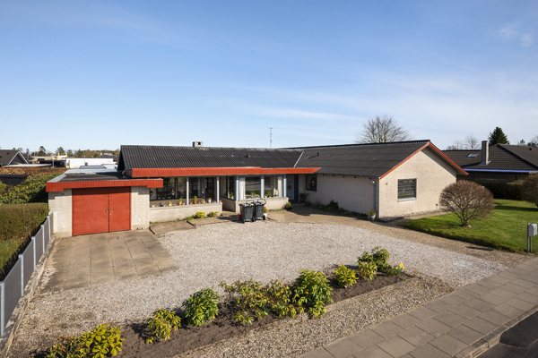 Ejendommen