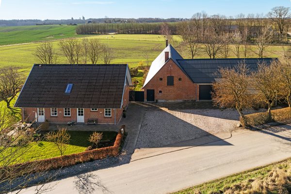 Ejendommen