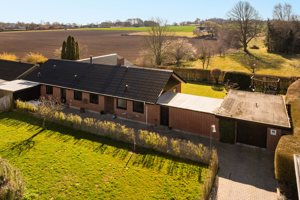 Ejendommen