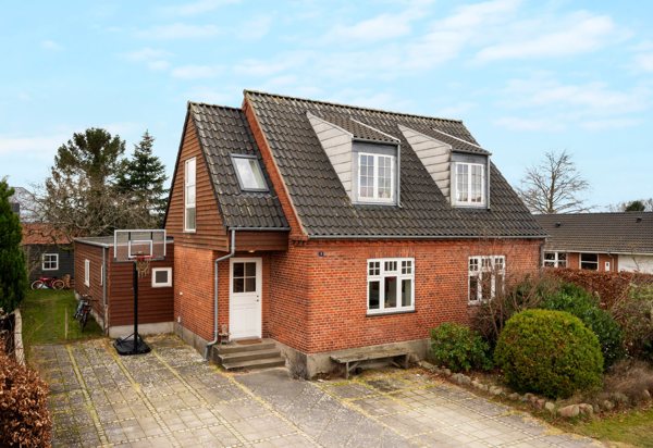 Ejendommen