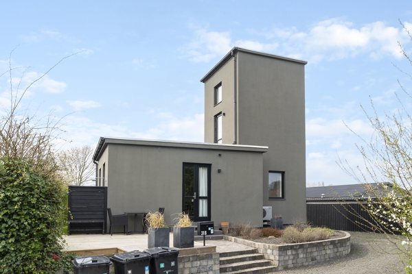 Ejendommen