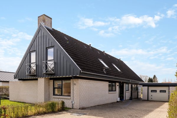 Ejendommen