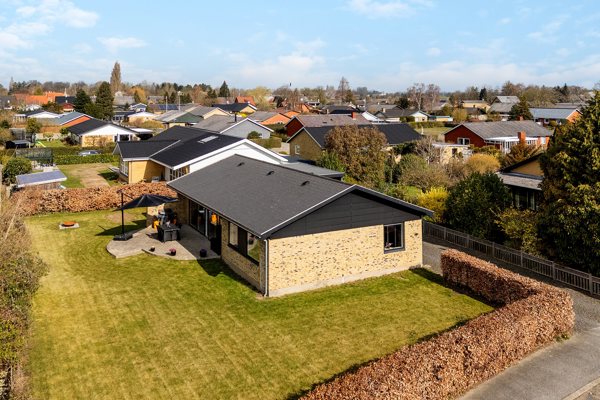 Ejendommen