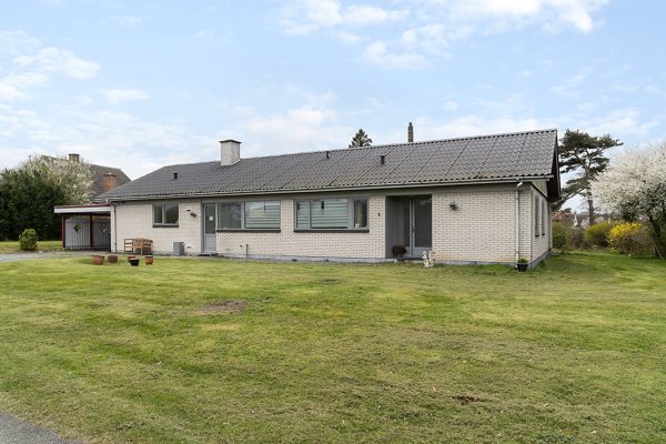 Ejendommen