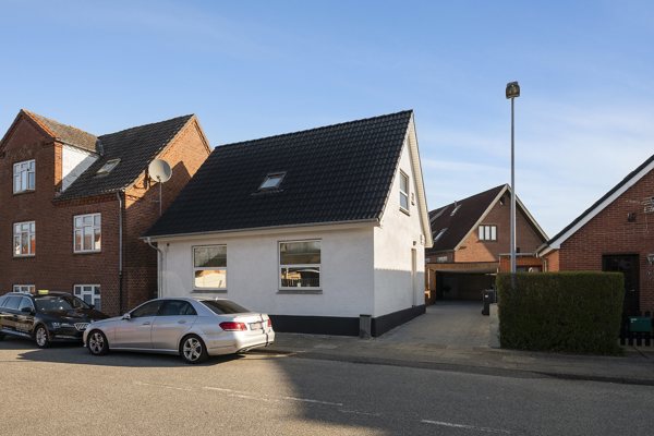 Ejendommen