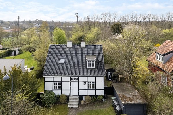 Ejendommen