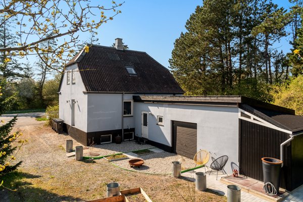 Ejendommen