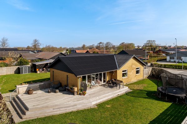 Ejendommen